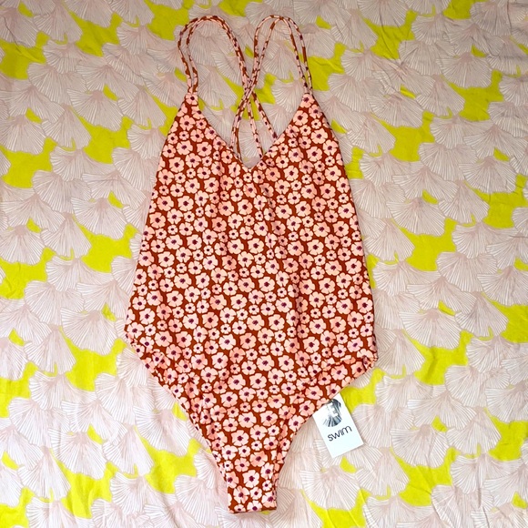 Fighting Eel Other - NWT Fighting Eel swim Makaha one piece in Autumn Floral Burst size medium